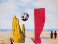 collage René Magritte